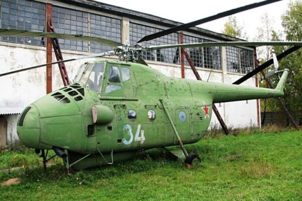 Zamestnanecké príjmy: Potvrdenia, ročné zúčtovanie a daňové priznanie – Porovnanie